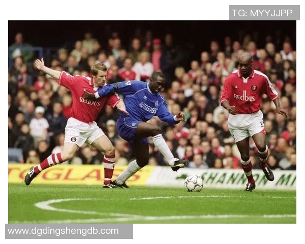 激情对决曼联迎战切尔西直播回顾2019年4月28日经典赛事瞬间 激情对决曼联迎战切尔西直播回顾2019年4月28日经典赛事瞬间